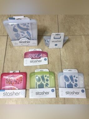 Stasher™ Silicone Reusable  1/2 gallon, 2 Cup Bowl, 3 Sandwich and 1 snack